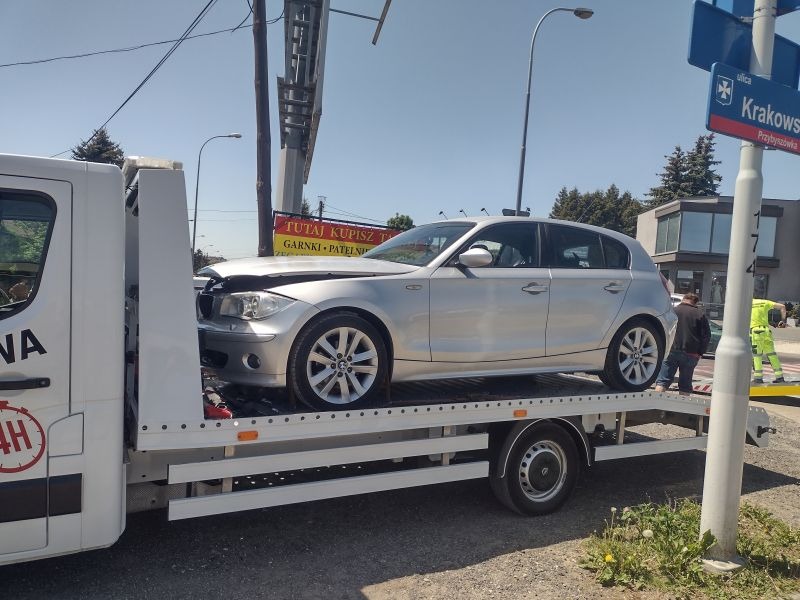 Kolejny wypadek w Rzeszowie 85 letni kierowca BMW zderzył się z oplem