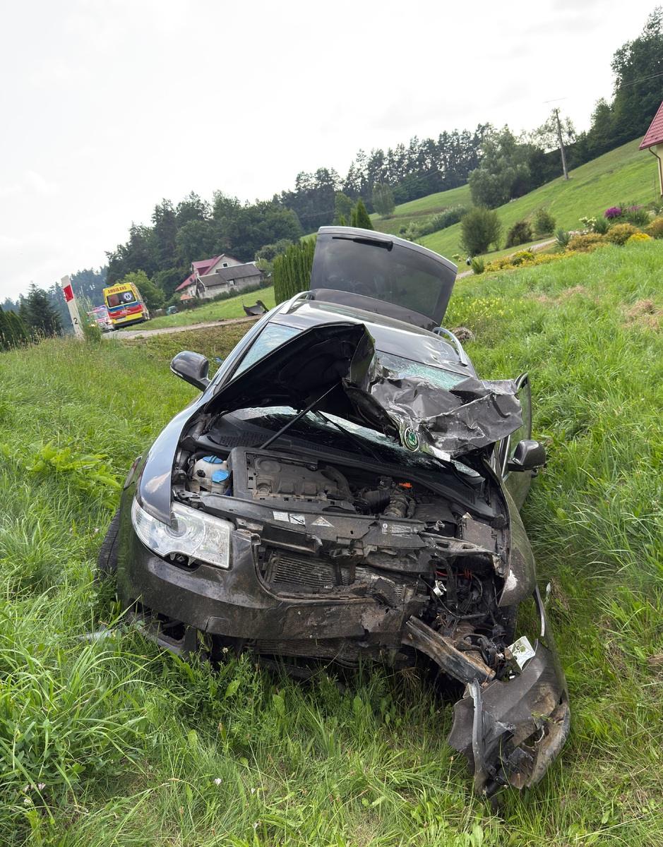 Zdjęcie: Wypadek w Leszczawie Dolnej (fot. KMP Przemyśl)