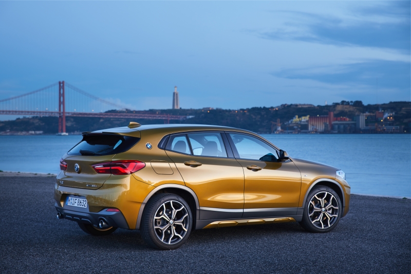 P90290892_highRes_the-new-bmw-x2-x2-xd
