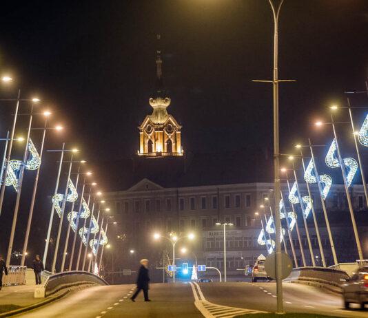 Rzeszów już świeci świątecznie. Zobaczcie zdjęcia