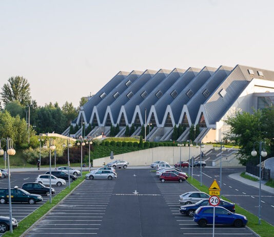 Miasto Rzeszów nie wybuduje nowej hali. Rozbuduje Podpromie