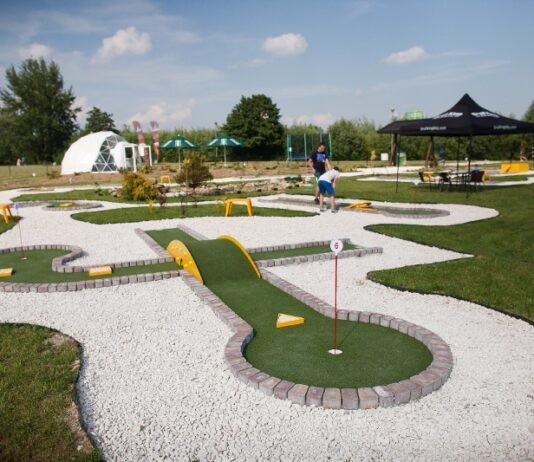 Pole mini golfowe na Lisiej Górze strzałem w „10”