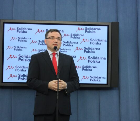 Ziobro w Rzeszowie: Powołać komisję śledczą i odwołać rząd!