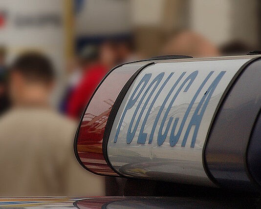 Sąsiad w dom, biżuterii mniej