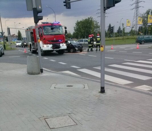 Wypadek na Rejtana. Zderzenie trzech samochodów