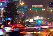 Rzeszów nocą nagrany techniką hyperlapse. Zobaczcie filmik