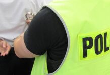 51 zarzutów za wyłudzenia markowych telefonów