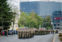 Wielka defilada wojskowa na ulicach Rzeszowa