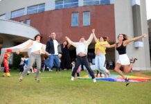 W WSPiA na pikniku spotkali się absolwenci uczelni