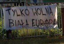 Rasistowski baner na ogrodzeniu stadionu Resovii Rzeszów