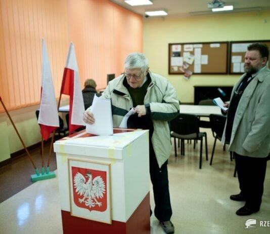 Frekwencja wyborcza na godz. 12:00 na Podkarpaciu – 18,95 proc.