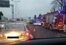 Ślisko na drogach. Zderzenie 5 aut w Rzeszowie, w Kamieniu – 3 pojazdów