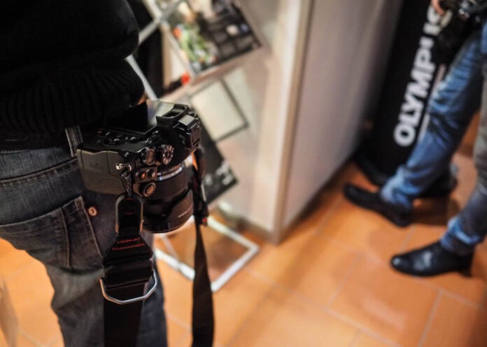 OLYMPUS DIGITAL CAMERA