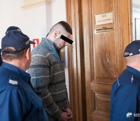 23-letni Adam K. skazany na 15 lat więzienia za zabójstwo matki