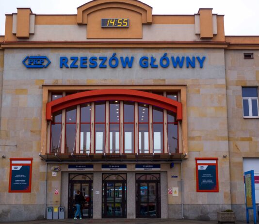 Przewozy Regionalne likwidują połączenia pociągów Regio