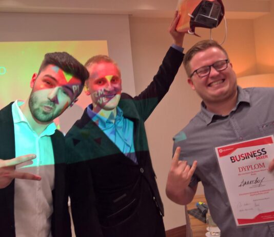 Rzeszowski start-up Smartbox zwycięzcą konkursu Business Mixer
