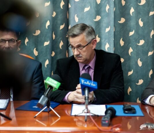 Śledztwo ws. starosty rzeszowskiego przeniosą poza Podkarpacie?