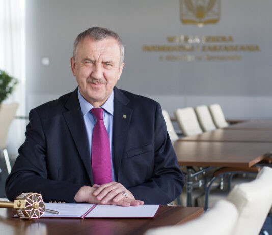 Zmiany we władzach WSIiZ. Nowa funkcja – prezydent