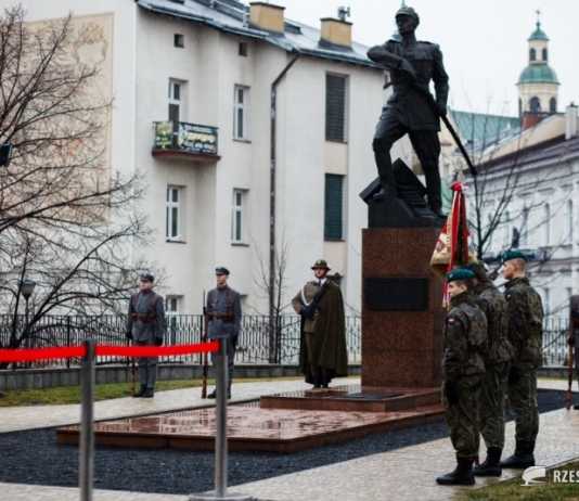 Dwudniowe obchody 98. rocznicy śmierci płk. Leopolda Lisa-Kuli