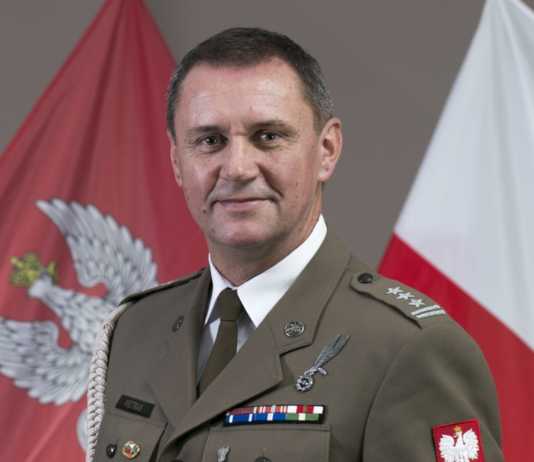 Macierewicz wyznaczył nowego dowódcę podkarpackich podhalańczyków