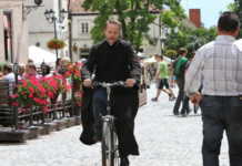 600 tys. zł na filmową promocję. Rzeszów będzie miał swojego „Ojca Mateusza”?