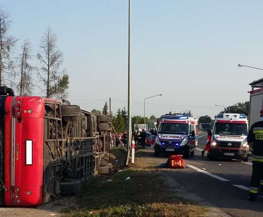 Dlaczego doszło do wypadku Polskiego Busa? Kierowca: Rozkładałem fotel