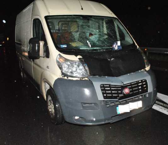 Tragiczny wypadek. Kierowca fiata najechał na pieszego