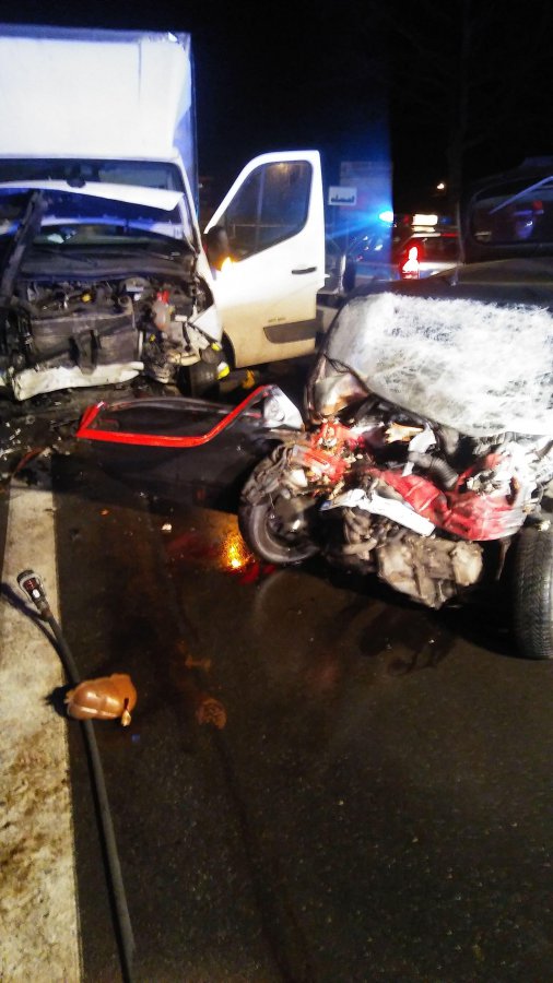 Tragiczny wypadek w Zarzeczu. Nie żyje 24letni pasażer