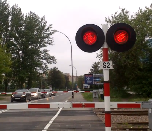 Problem z przejazdem kolejowym na ul. Hanasiewicza. Szlabany nawet na 10 minut