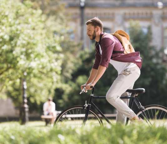 Dlaczego warto dojeżdżać do pracy na rowerze?