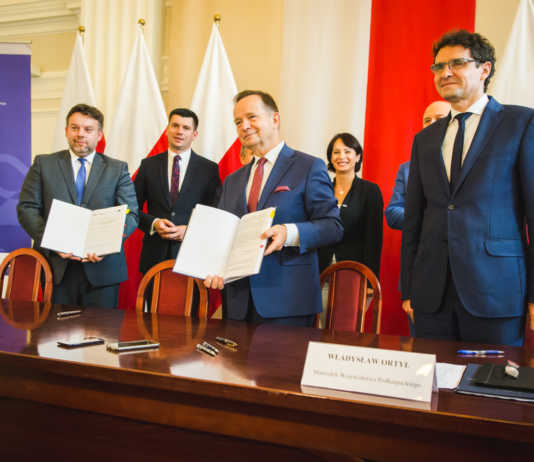 Ponad 300 mln zł na Podkarpacką Kolej Aglomeracyjną. Nowa linia na lotnisko