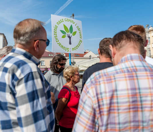 Mieszkańcy os. 1000-lecia chcą, aby ratusz wycofał pozwolenie dla Res-Drobu