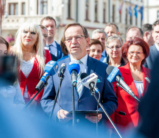 Wybory samorządowe 2018. PiS miażdży konkurencję w sejmiku podkarpackim