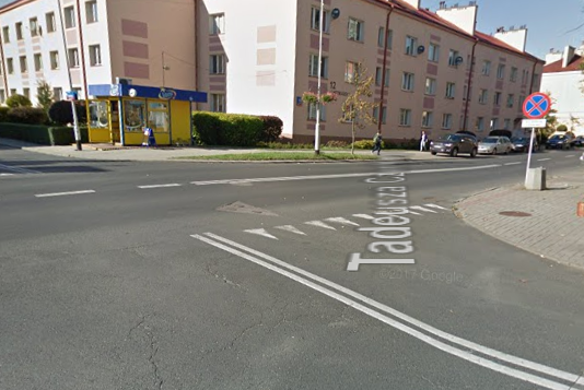 Mieszkańcy chcieli dodatkowych miejsc parkingowych. Są pieniądze, parkingu już nie chcą