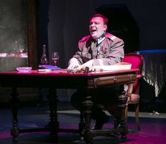 151. urodziny marszałka. W “Siemaszce” monodram wileńskiego aktora Edwarda Kiejzika