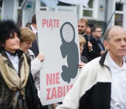 Ordo Iuris wygrywa w sądzie. Władze Rzeszowa nielegalnie rozwiązały pikietę antyaborcyjną
