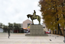 Pomnik Piłsudskiego gotowy na wakacjach? Ratusz dołoży brakujące pieniądze