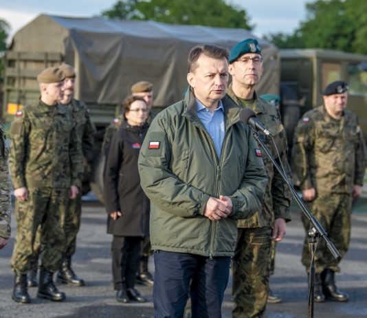 Błaszczak w Stalowej Woli. Trzeba stworzyć Konstytucję Bezpieczeństwa Rzeczypospolitej