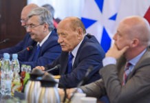 Ferenc na spotkaniu z deweloperami: “Prowadzę bezwzględną politykę: budować!”