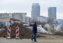 Trwa budowa łącznika al. Kopisto z ul. Wierzbową. Mimo protestów mieszkańców