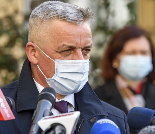 Rzeszów z tymczasowym prezydentem. Ile zarabia Marek Bajdak?