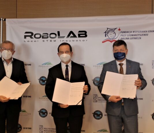 Będą uczyć, budować roboty i startować w zawodach. RoboLAB wkrótce w Rzeszowie