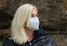 Koronawirus. Obowiązek noszenia maseczek. Policja: 225 nieprawidłowości