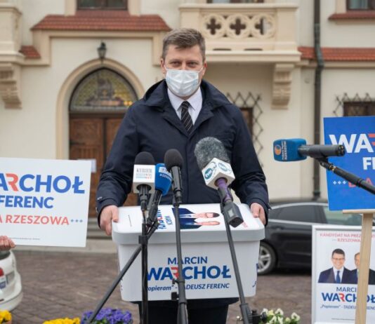 Marcin Warchoł zakończył zbiórkę podpisów. “Nie stały za mną wielkie machiny partyjne”