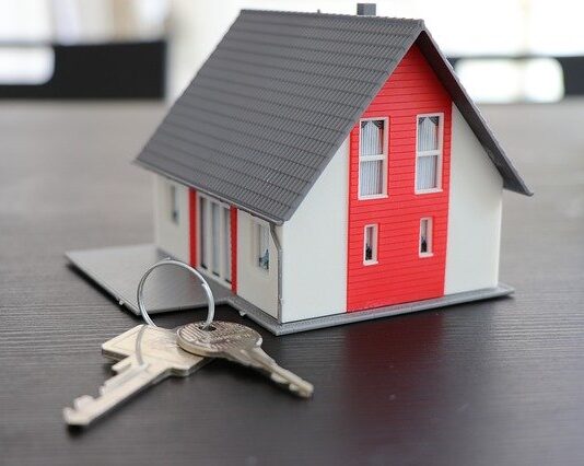 Boom na nieruchomości. Domy i mieszkania w Rzeszowie drożeją. “Efekt COVID-19”