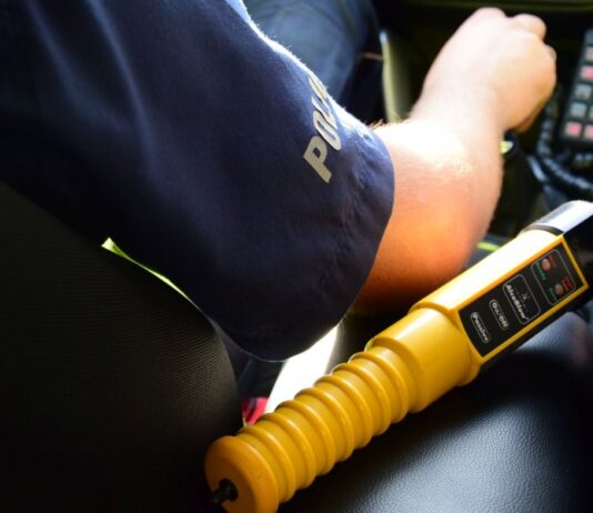 Wypadek w strefie VIP na Rzeszowskich Juwenaliach. Z udziałem drogiego mercedesa