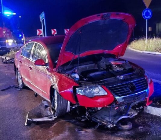 29-latek z Rzeszowa na rondzie pojechał… prosto. “Nie zauważyłem”