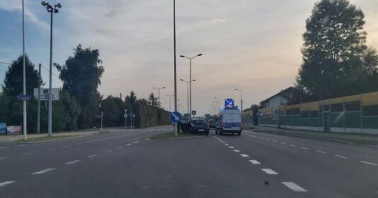 Wypadek w Rzeszowie. Kierowca kii potrącił dwoje rowerzystów