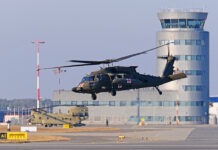 Żołnierka amerykańskiej armii w KSW nr 2. W akcji śmigłowiec Black Hawk