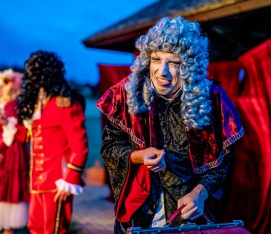 Trzy spektakle i wieczór z piosenkami. Luty w Teatrze Przedmieście